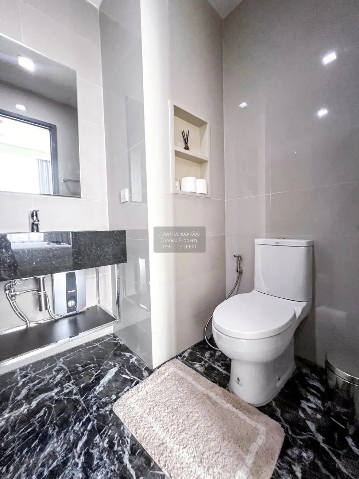 For Rent Condo , EDGE Sukhumvit 23 , BTS-Asok , Khlong Toei Nuea 