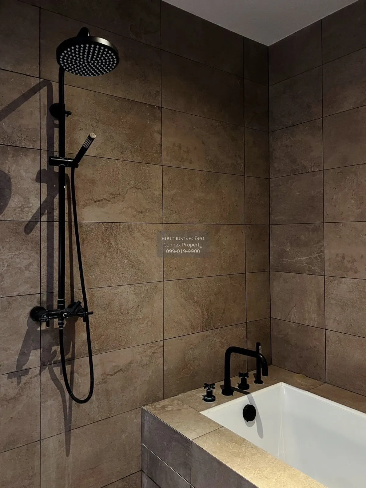 ขายคอนโด  เดอะ ลอฟท์ อโศก MRT-เพชรบุรี คลองเตยเหนือ เขต วัฒนา กรุ