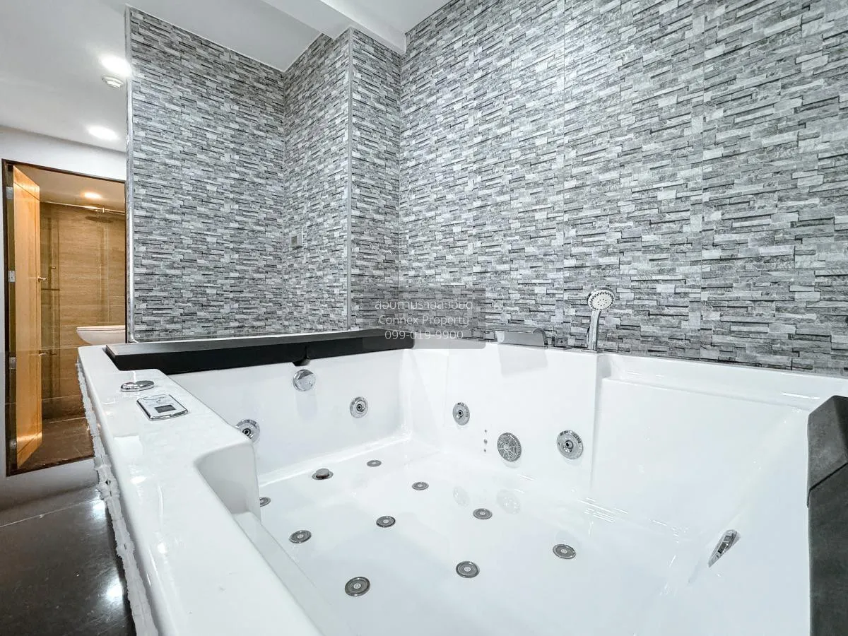 ขายคอนโด  เดอะ คริส รัชดา 17 MRT-สุทธิสาร ดินแดง เขต ดินแดง กรุงเ