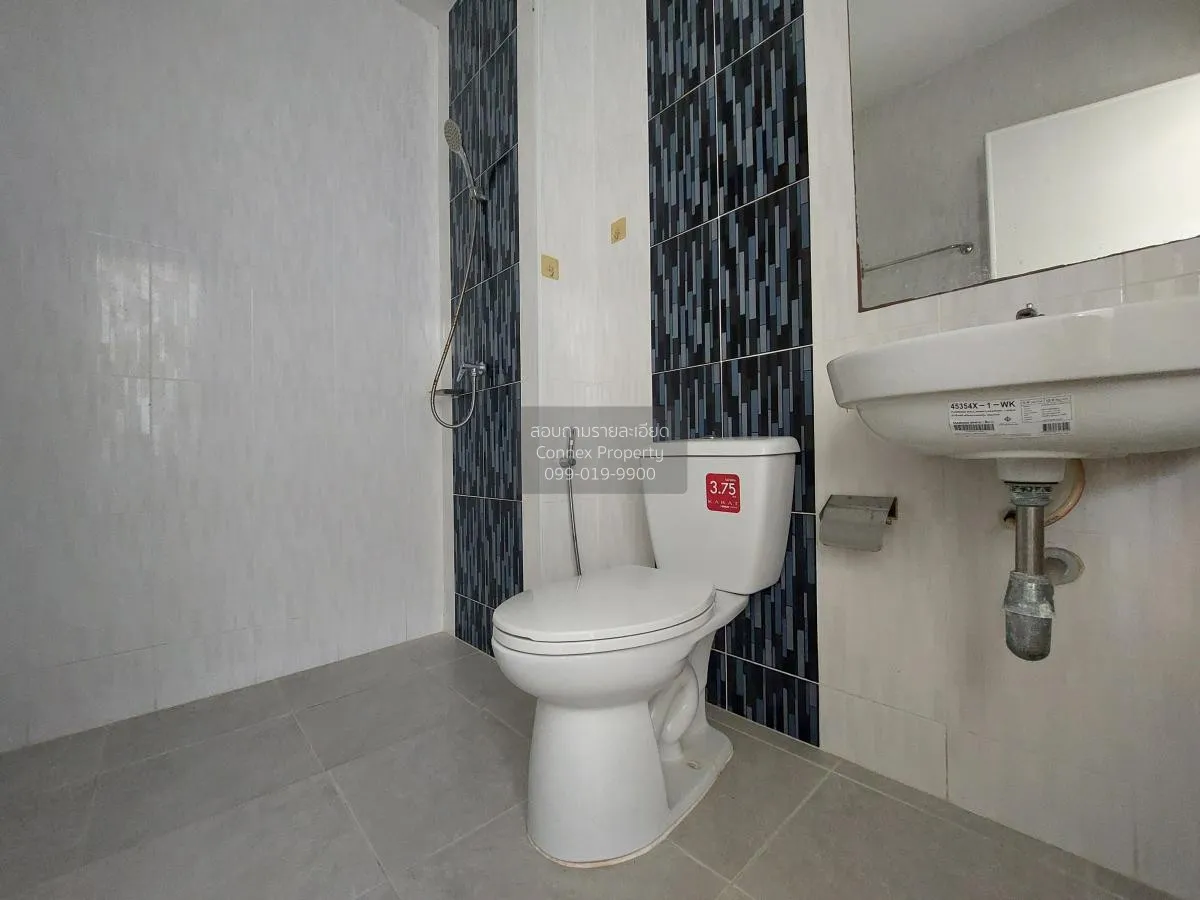 For Sale Townhouse/Townhome  , Panacea Ville , corner unit , Na P