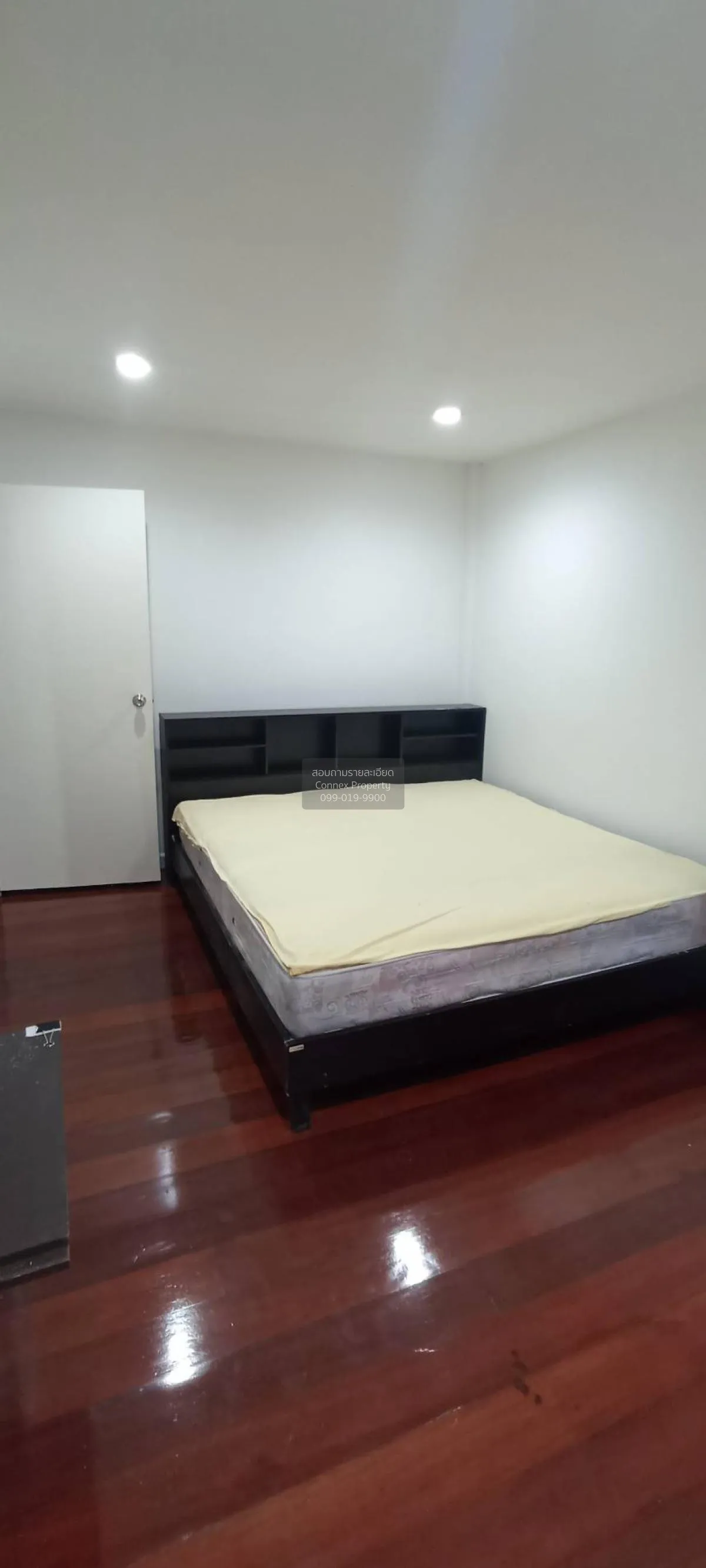 ขายทาวน์โฮม 3 ชั้น พื้นที่ 23 ตร.ว ซอยลาดพร้าว 128/1 บางกะปิ กรุง