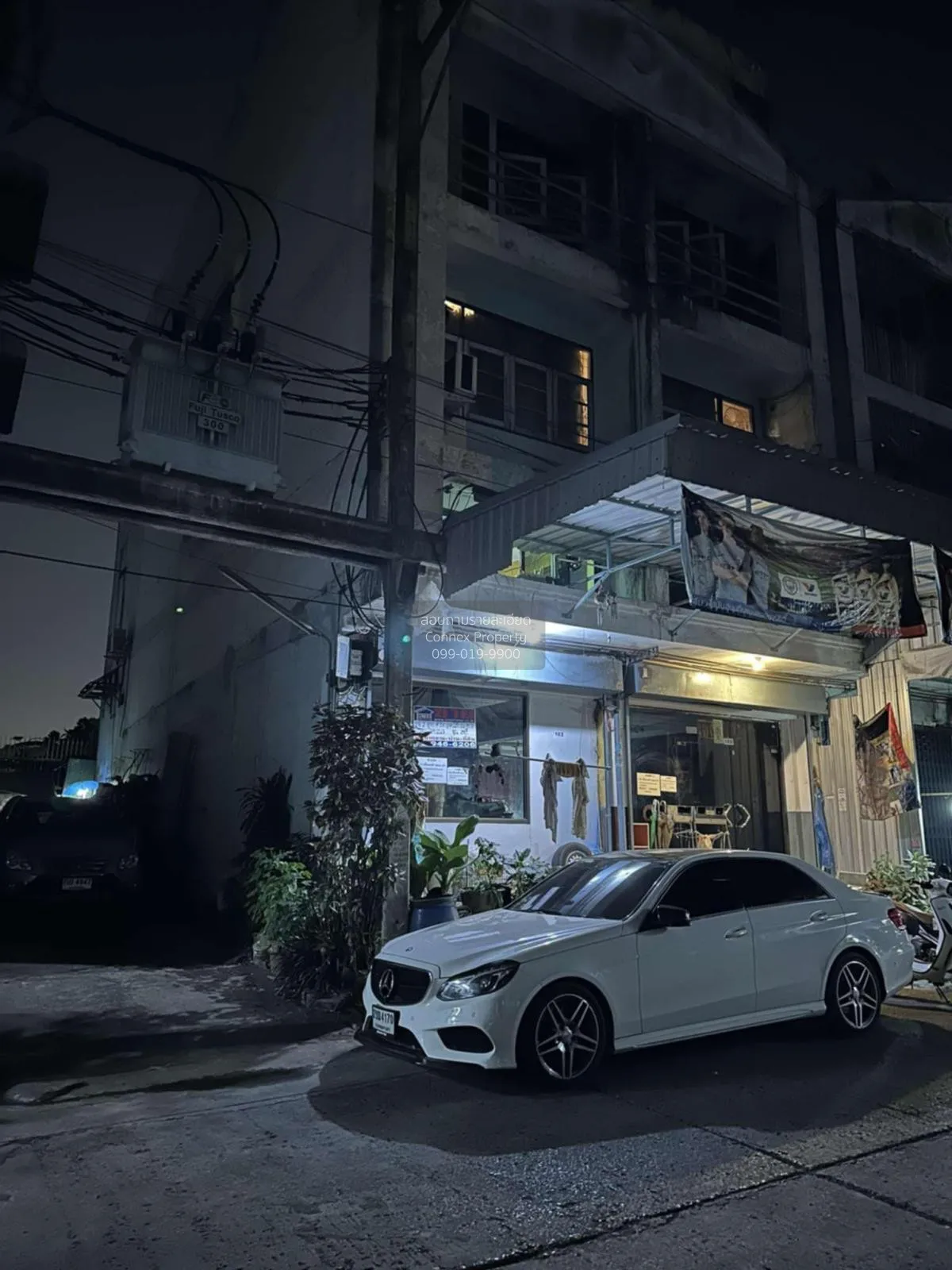 For Sale 5 - storey commercial building area 32 square wah Chom T 1