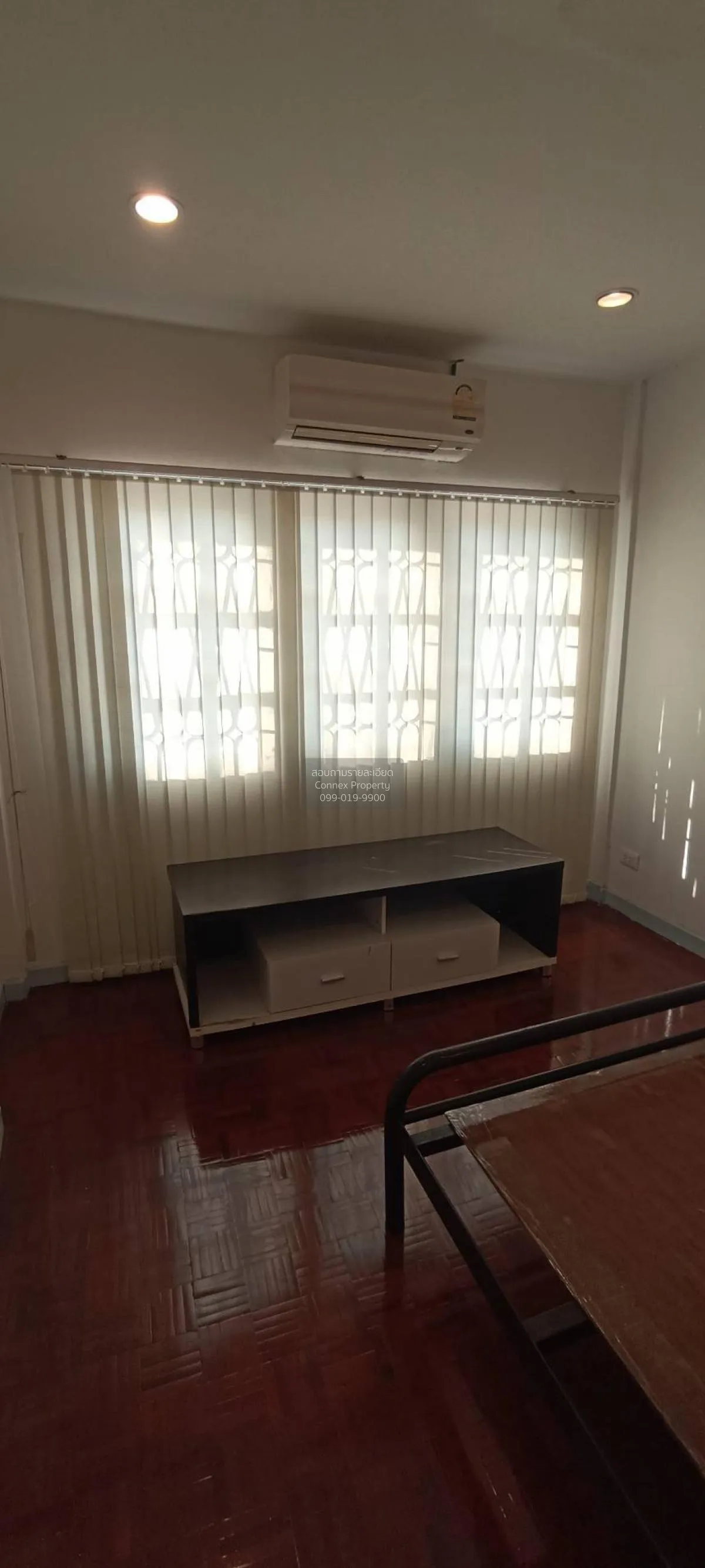 เช่าทาวน์โฮม 3 ชั้น พื้นที่ 23 ตร.ว ซอยลาดพร้าว 128/1 บางกะปิ กรุ