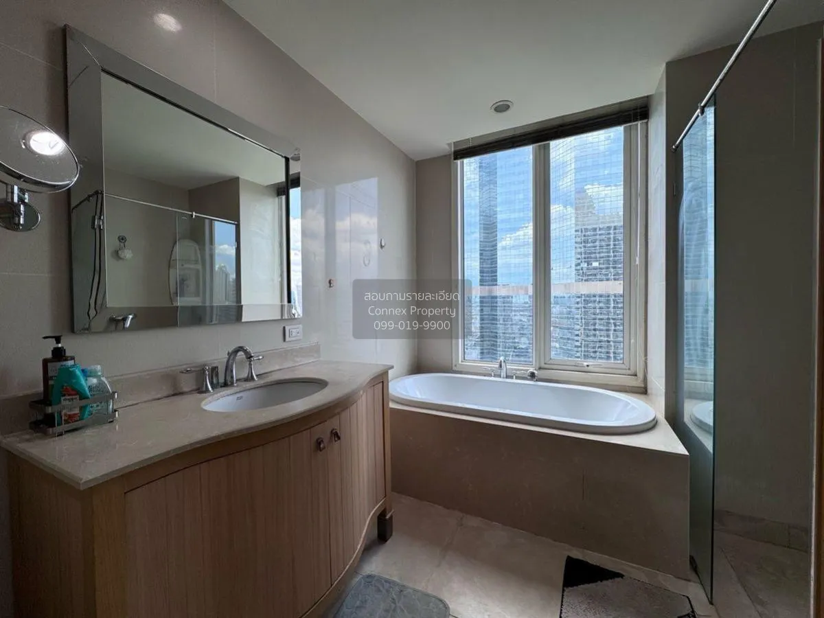 ขายคอนโด  ดิ เอ็มไพร์ เพลส BTS-ช่องนนทรี ยานนาวา เขต สาทร กรุงเทพ