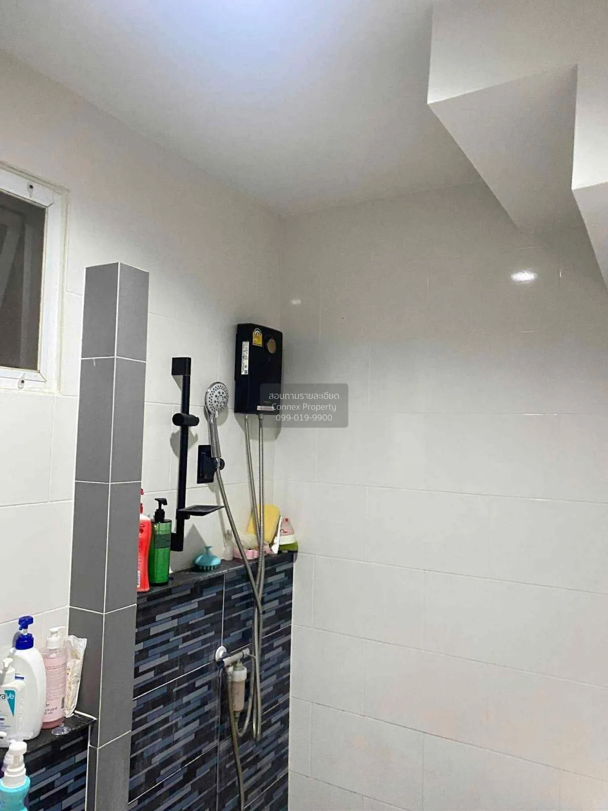 ขายทาวน์เฮ้าส์/ทาวน์โฮม  ไอลีฟ ทาวน์ ประชาอุทิศ 90 บ้านคลองสวน เม