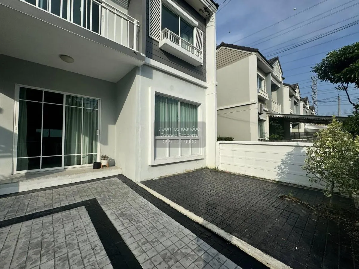 ขายทาวน์เฮ้าส์/ทาวน์โฮม  เดอะ วิลเลจ บางนา กม.8 บางพลีใหญ่ บางพลี