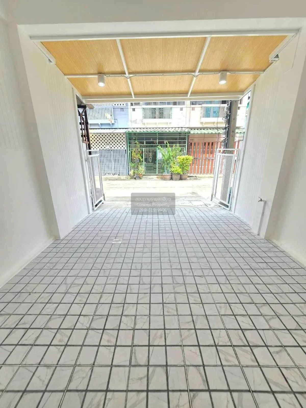 ขายทาวน์เฮ้าส์/ทาวน์โฮม  บัวทองธานี พาร์ค รีโนเวทใหม่ บางบัวทอง บ 4