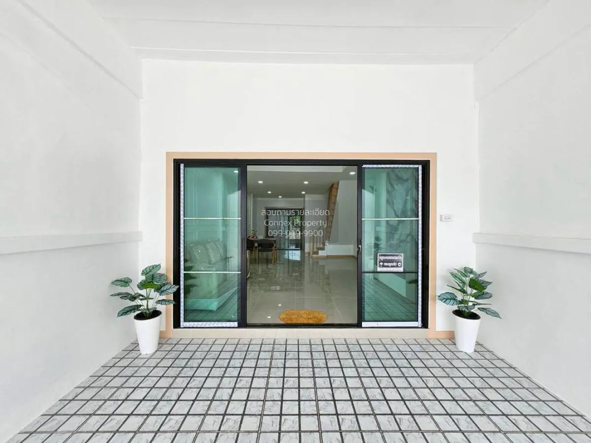 For Sale Townhouse/Townhome  , Baan Piyawararom 1 , newly renovat 3