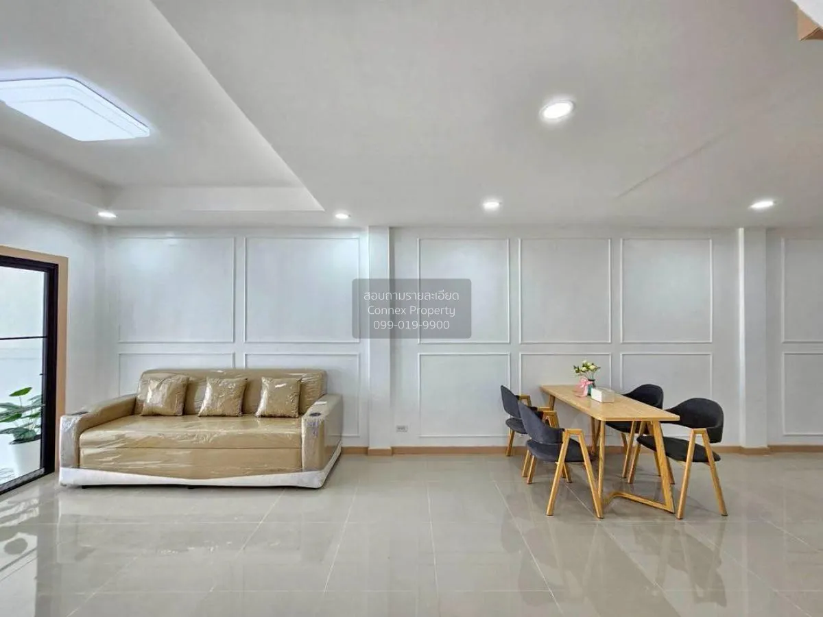 For Sale Townhouse/Townhome  , Baan Piyawararom 1 , newly renovat