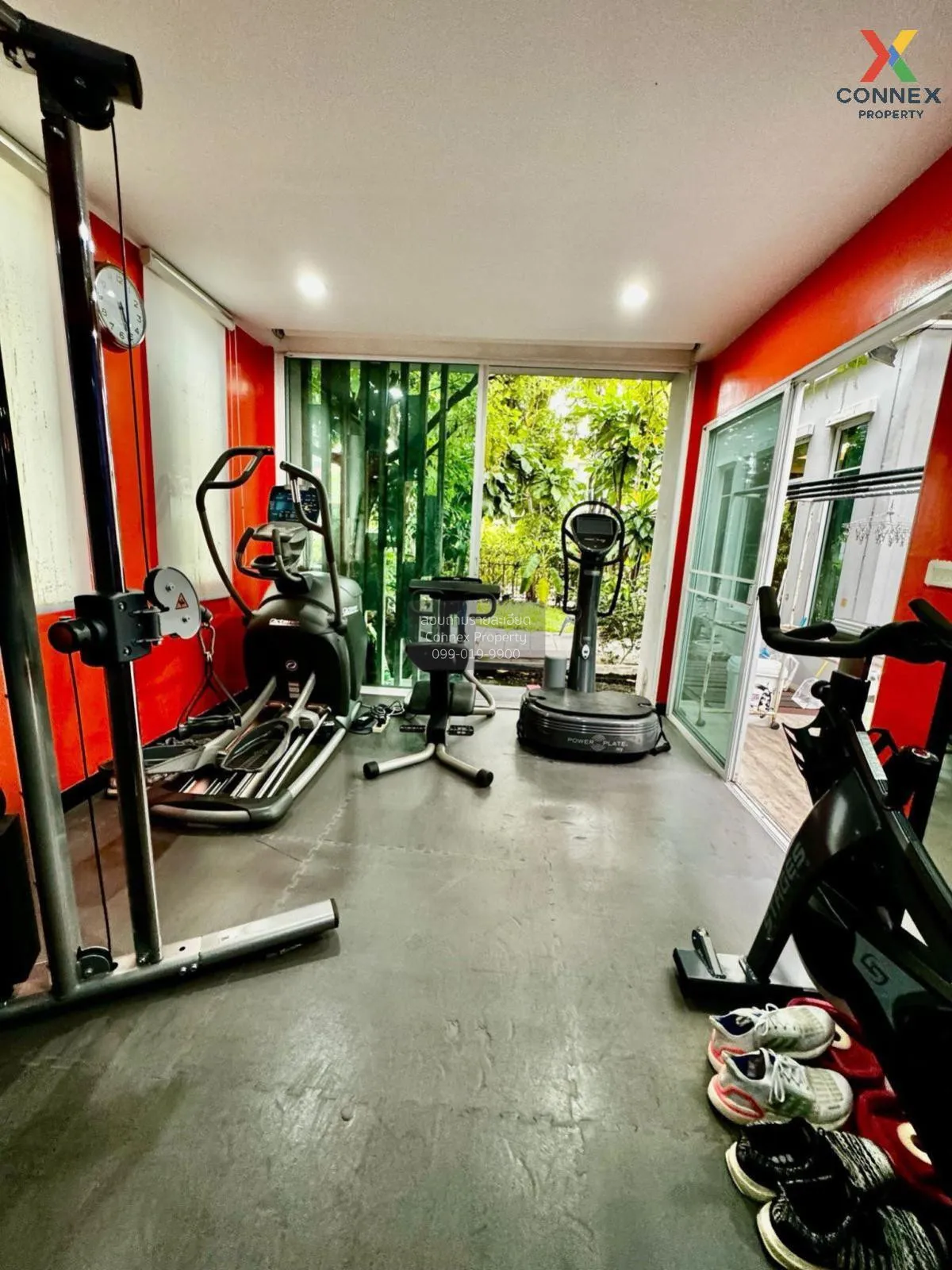 For Sale House , The Plant Exclusique Phatthanakan , ARL-Hua Mak 