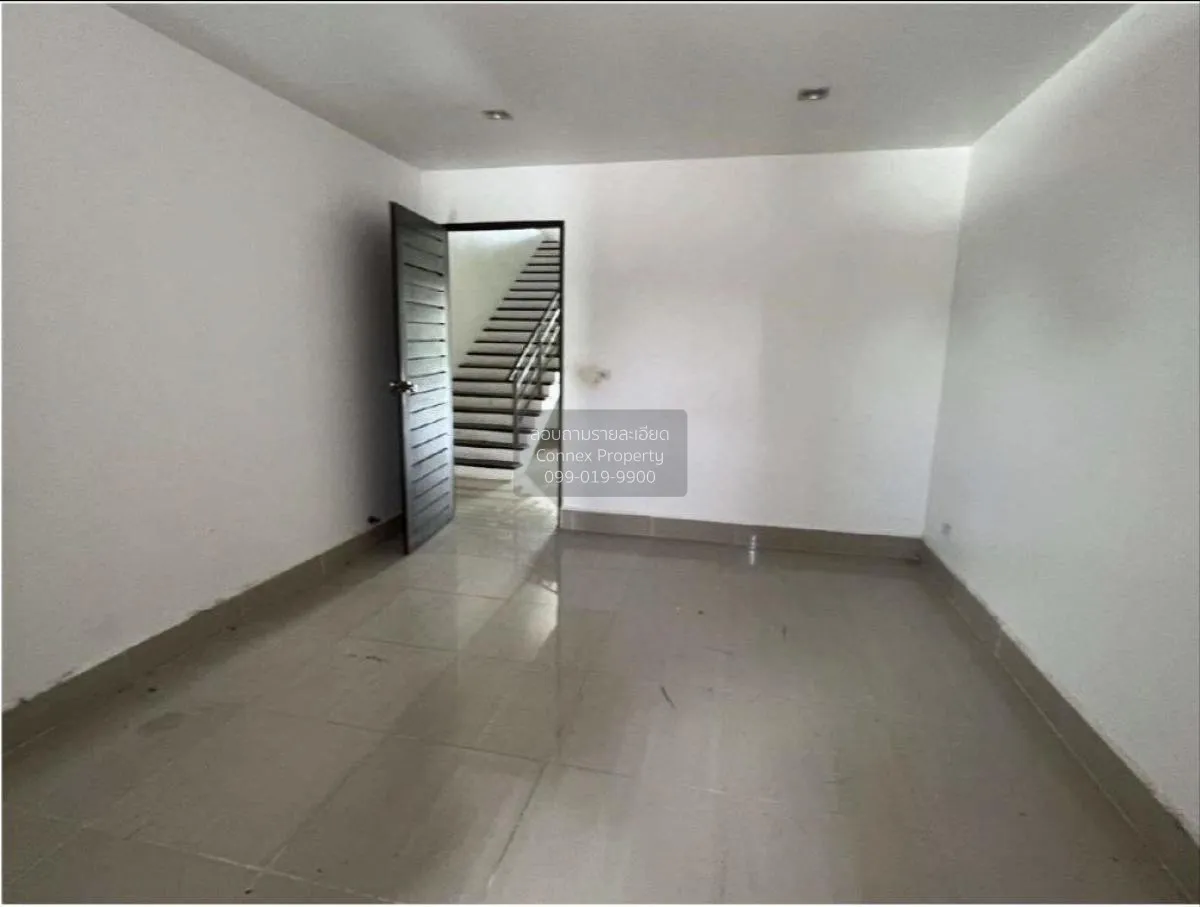 For Sale 3 - storey commercial building usable area 142.19 square