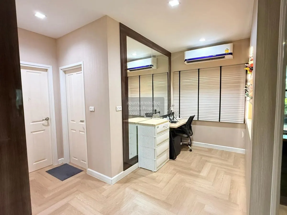 For Sale House , Golden Village Onnut-Pattanakarn , corner unit ,