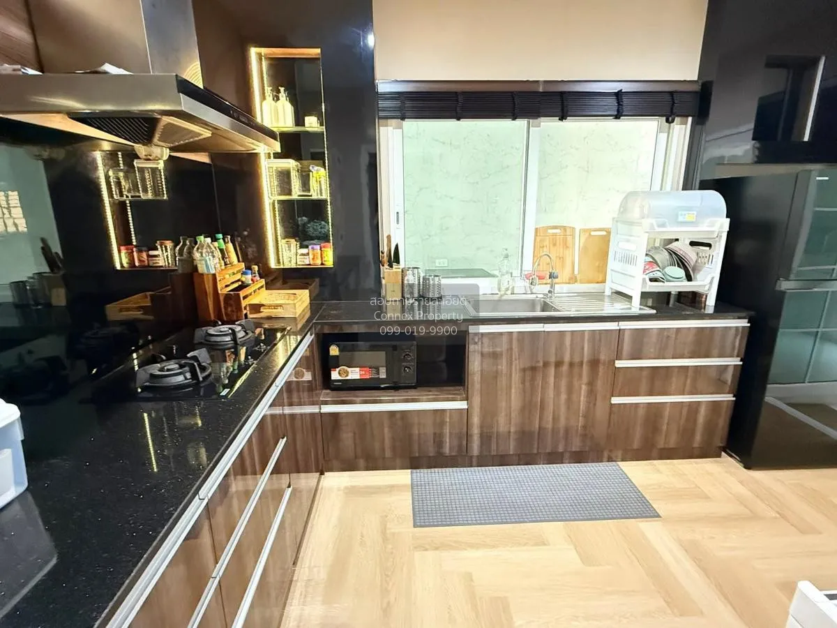 For Sale House , Golden Village Onnut-Pattanakarn , corner unit ,