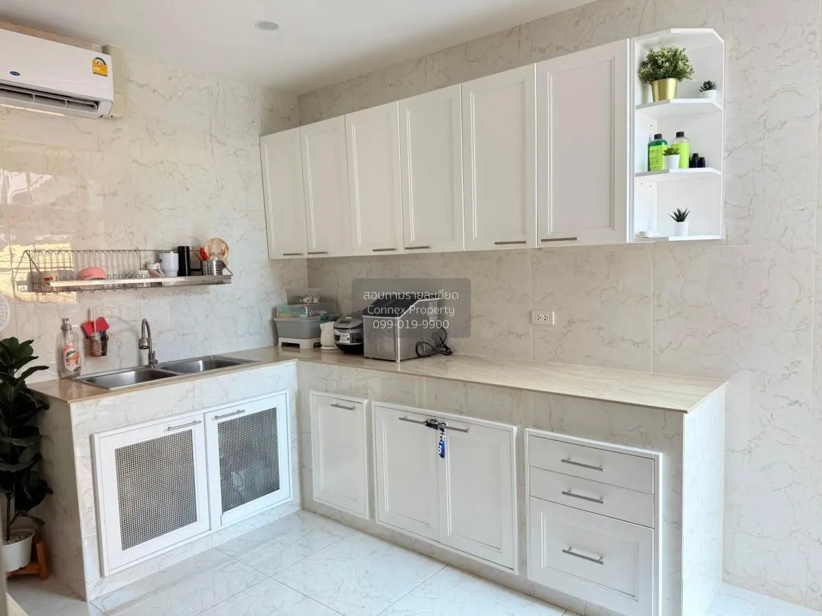 For Sale House , Golden Village Onnut-Pattanakarn , corner unit ,