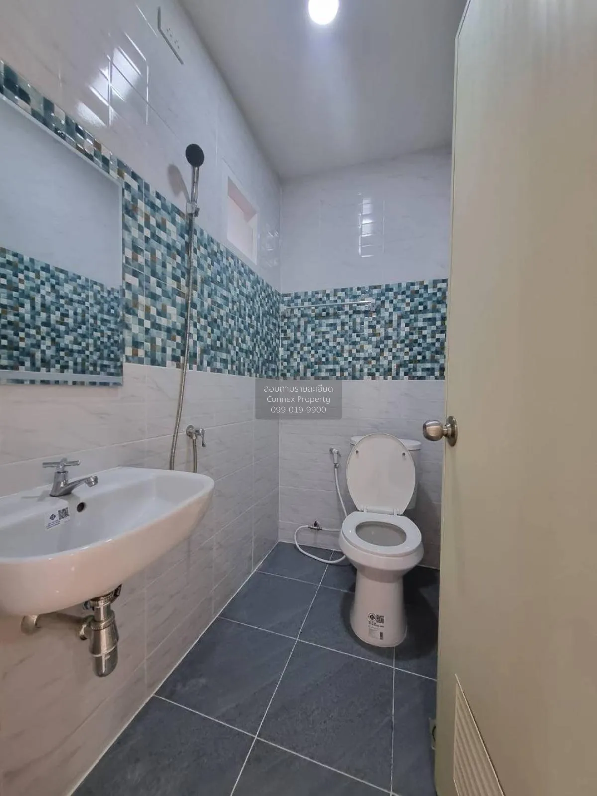 For Sale Townhouse/Townhome  , Baan Buathong 1 , newly renovated 