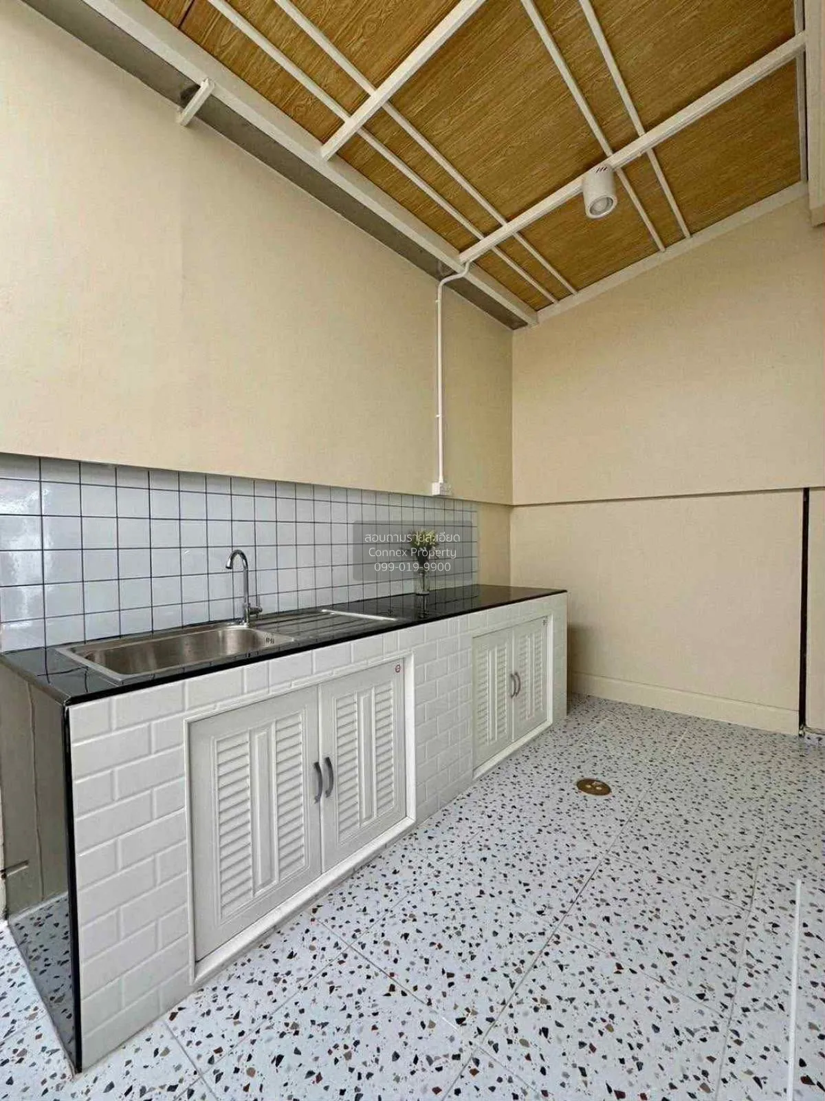 ขายทาวน์เฮ้าส์/ทาวน์โฮม  อินดี้ ประชาอุทิศ 90-3 ทุ่งครุ เขต ทุ่งค