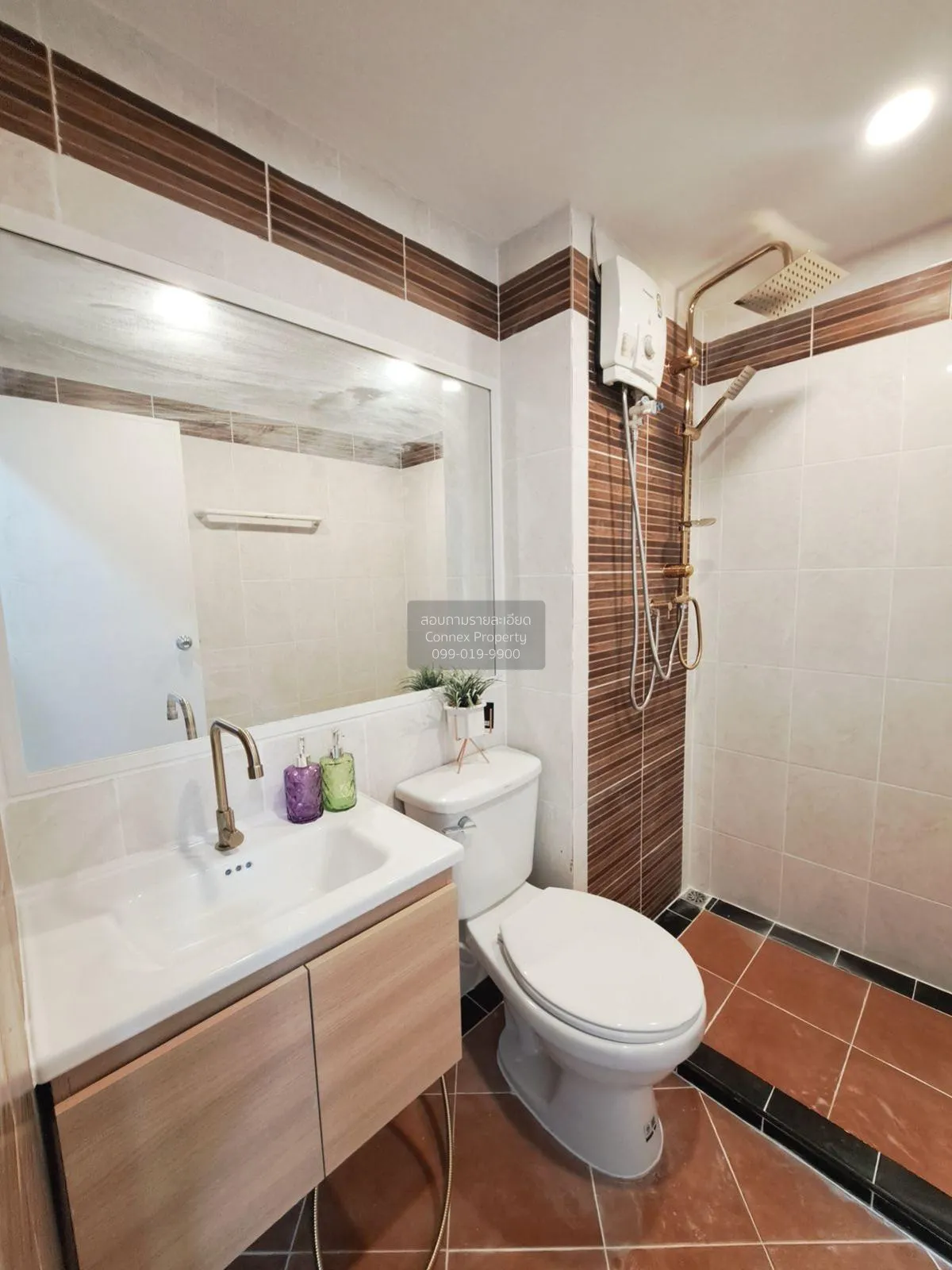 ขายคอนโด  รีเจ้นท์ โฮม 1 พหลโยธิน 67 อนุสาวรีย์ เขต บางเขน กรุงเท