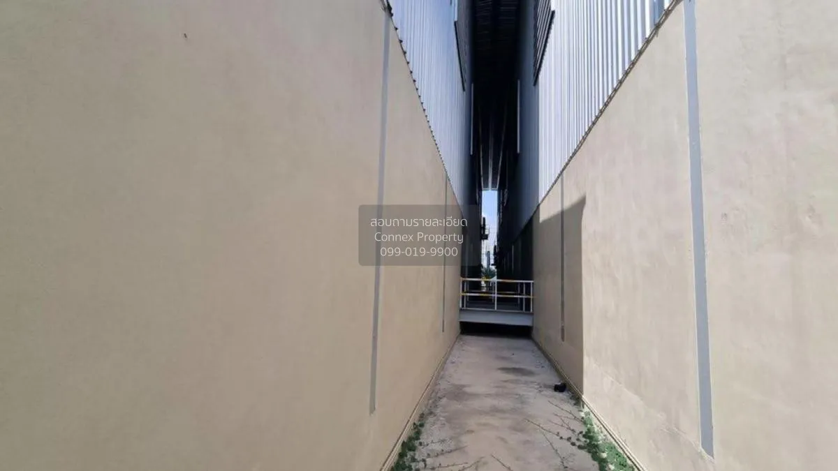 For Sale For sale: Land with a warehouse and office building. , B