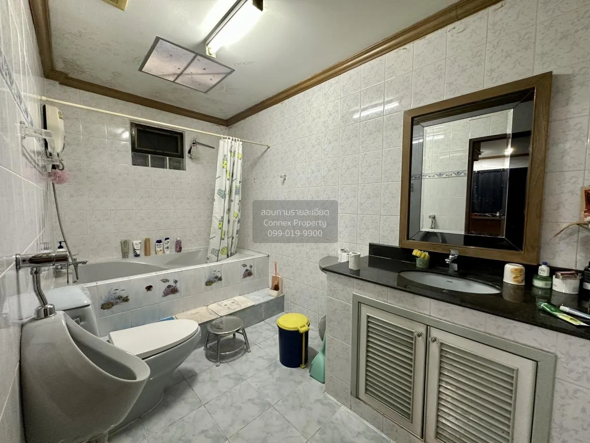 For Rent House , Muang Thong Thani Project 4 , Khlong Kluea , Pak