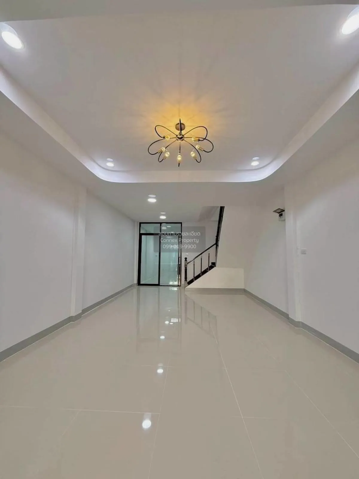 ขายทาวน์เฮ้าส์/ทาวน์โฮม  บ้านบัวทอง 4 บ้านกล้วย-ไทรน้อย รีโนเวทให 4