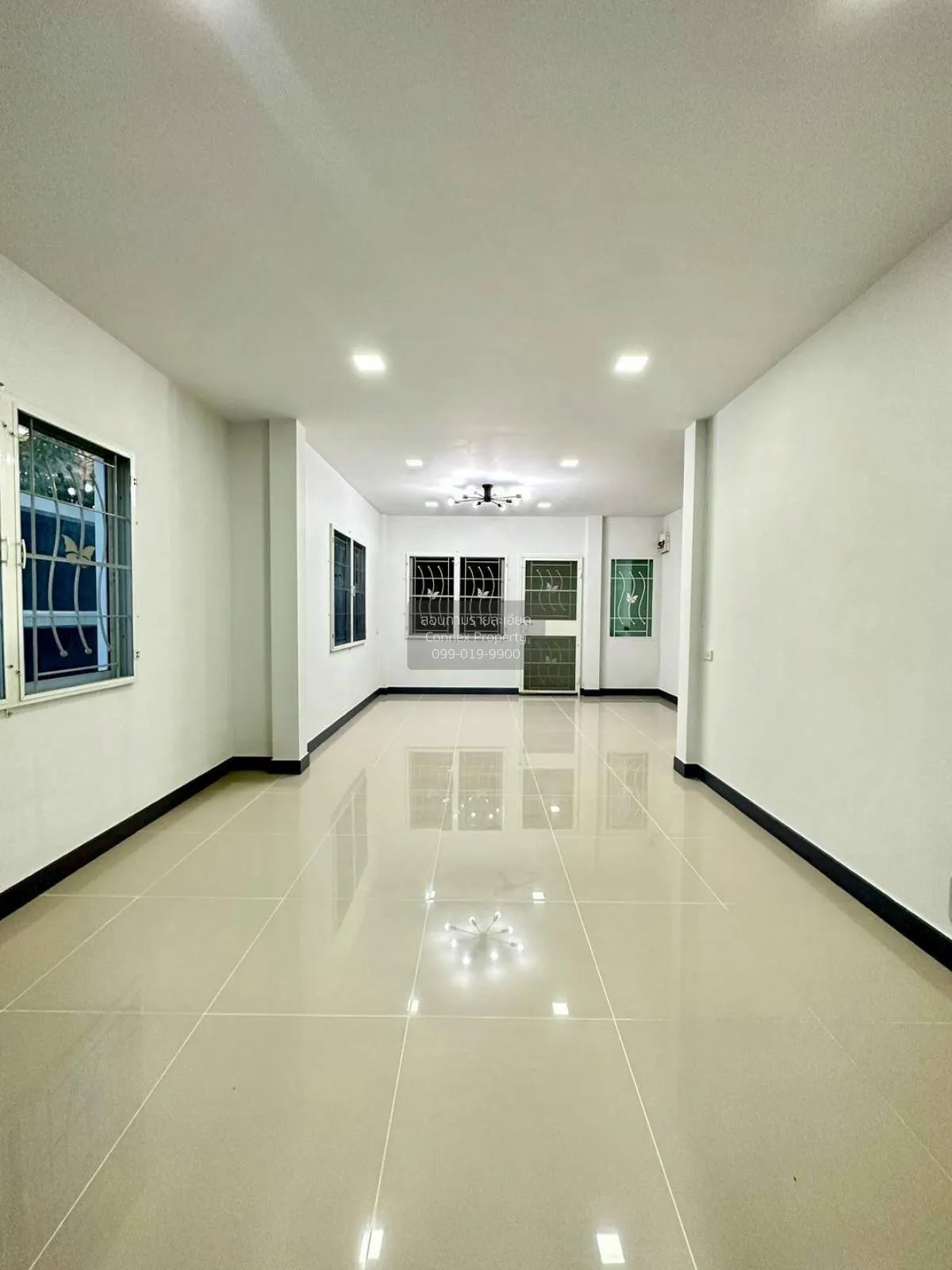 For Sale Townhouse/Townhome  , Buathong Thani Phase 17 , newly re