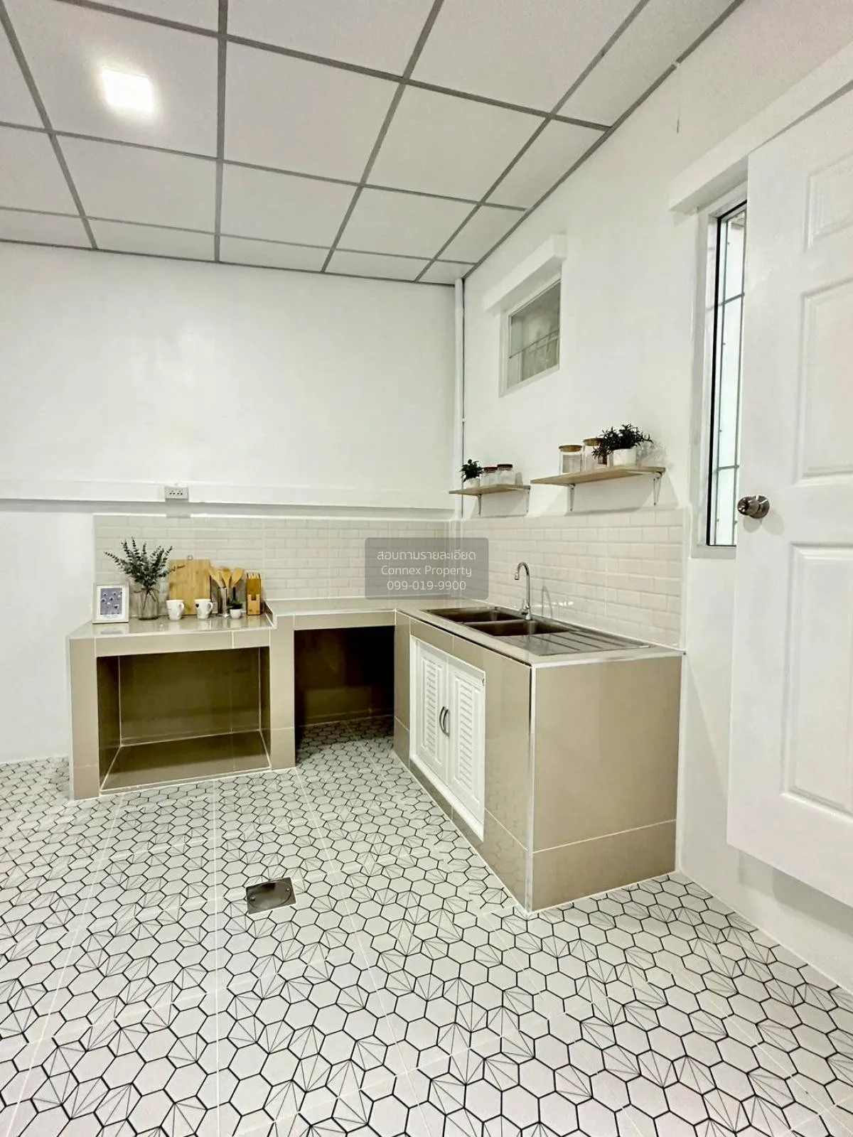 For Sale Townhouse/Townhome  , Buathong Thani Phase 17 , newly re