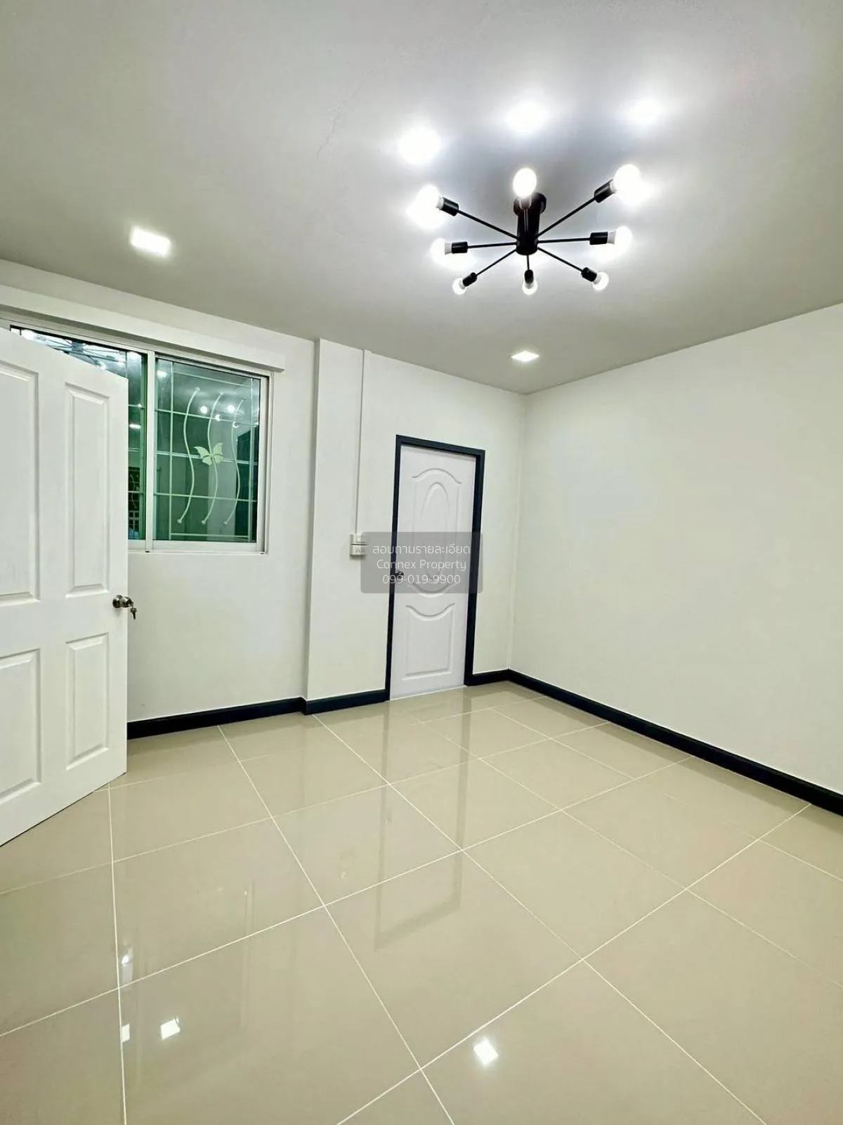 For Sale Townhouse/Townhome  , Buathong Thani Phase 17 , newly re