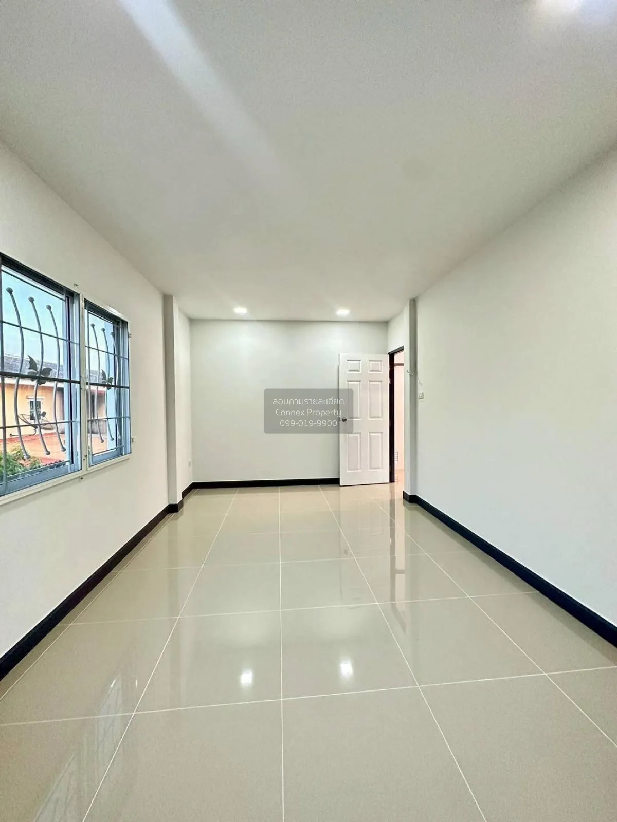 For Sale Townhouse/Townhome  , Buathong Thani Phase 17 , newly re