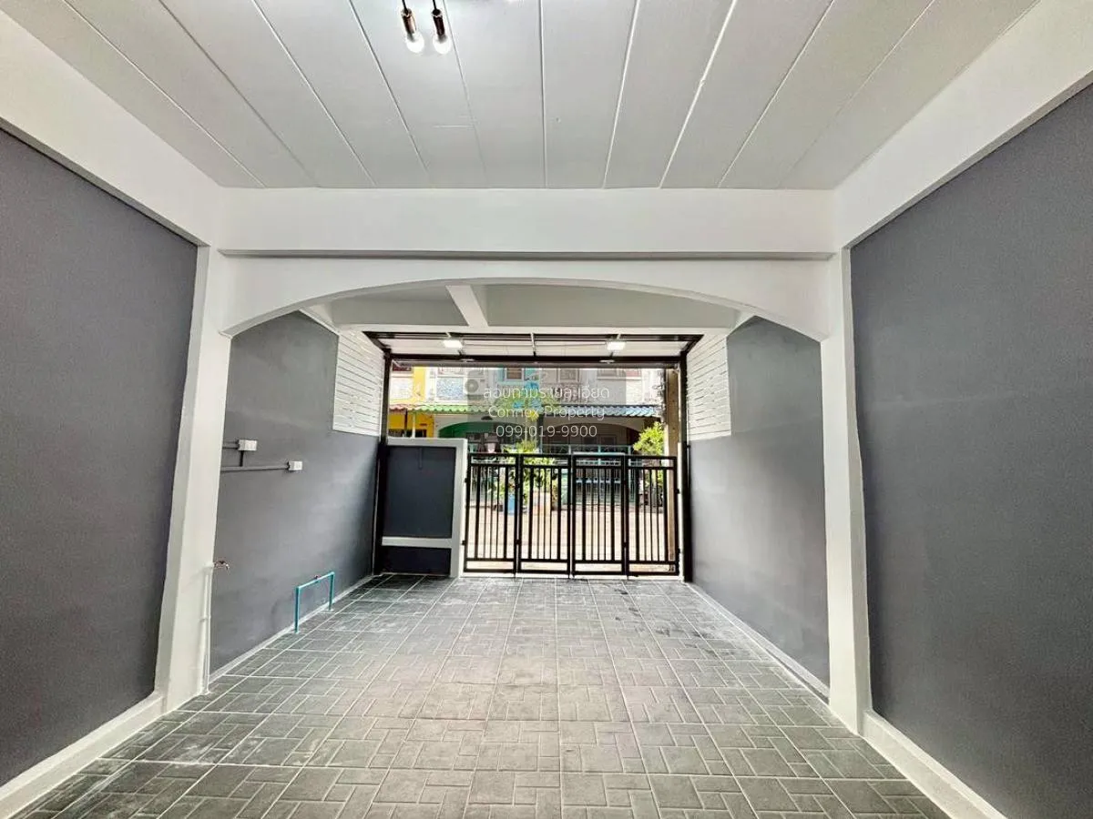 ขายทาวน์เฮ้าส์/ทาวน์โฮม  บัวทองธานี รีโนเวทใหม่ บางบัวทอง บางบัวท 3