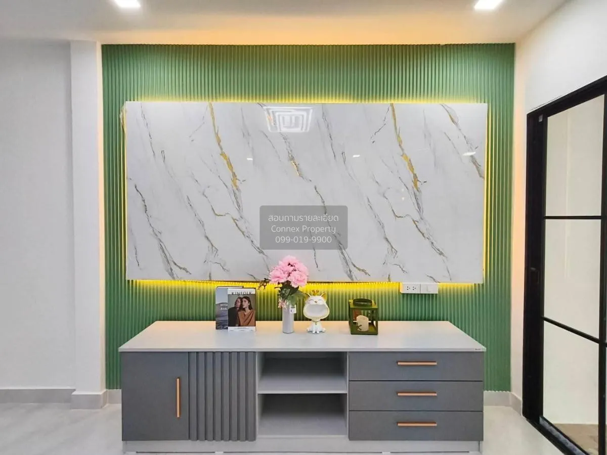 ขายทาวน์เฮ้าส์/ทาวน์โฮม  บ้านเสนาวิลล่า 3 รีโนเวทใหม่ ท่าแร้ง เขต