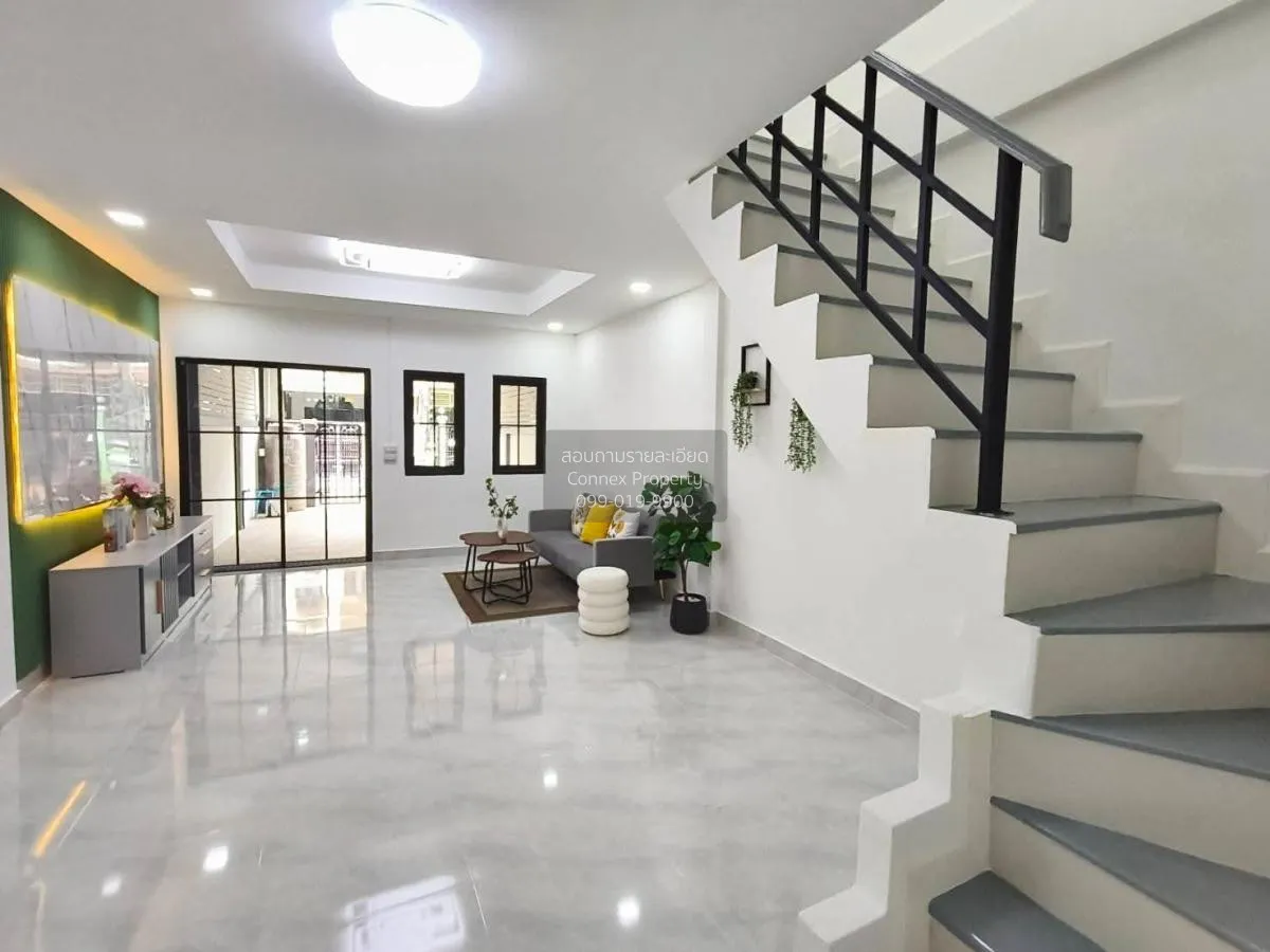 ขายทาวน์เฮ้าส์/ทาวน์โฮม  บ้านเสนาวิลล่า 3 รีโนเวทใหม่ ท่าแร้ง เขต