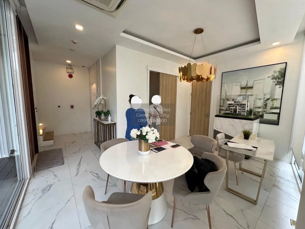 For Sale Homeoffice , D8 Ekkamai - Ramintra , MRT-Ladprao 83 , Ph 3