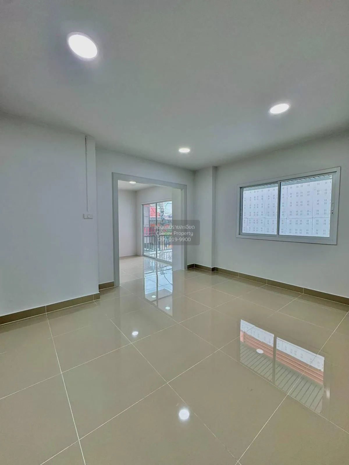 For Sale Townhouse/Townhome  , Baan Buathong 1 , high floor , MRT