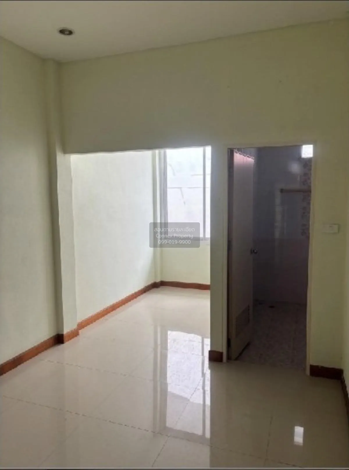 For Sale 2 - storey townhouse, area 208 square meters, Sam Chuk, 