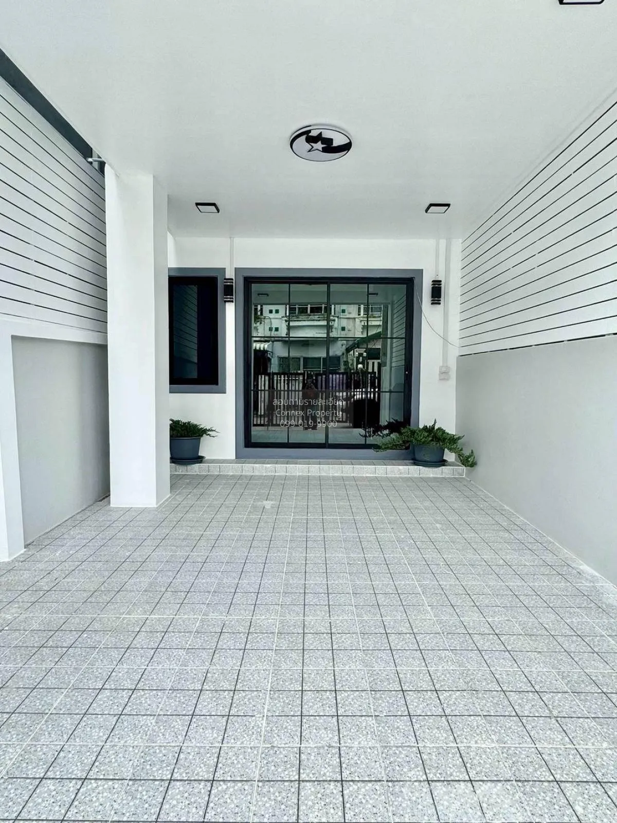 ขายทาวน์เฮ้าส์/ทาวน์โฮม  หมู่บ้านตะวันนา รีโนเวทใหม่ บางกระสอ เมื 1