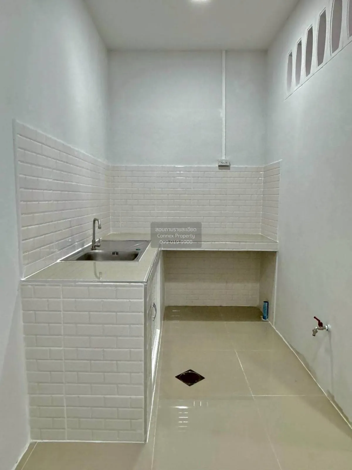 ขายทาวน์เฮ้าส์/ทาวน์โฮม  หมู่บ้านตะวันนา รีโนเวทใหม่ บางกระสอ เมื 3