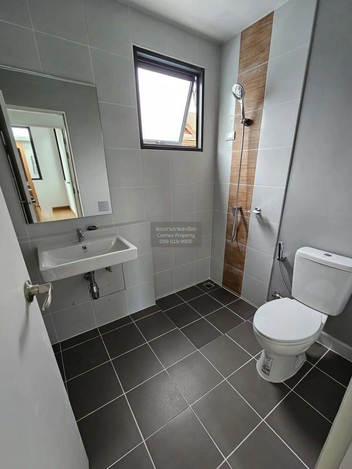 เช่าทาวน์เฮ้าส์/ทาวน์โฮม  พลีโน่ ทาวน์ เพชรเกษม 81 ห้องมุม หน้ากว