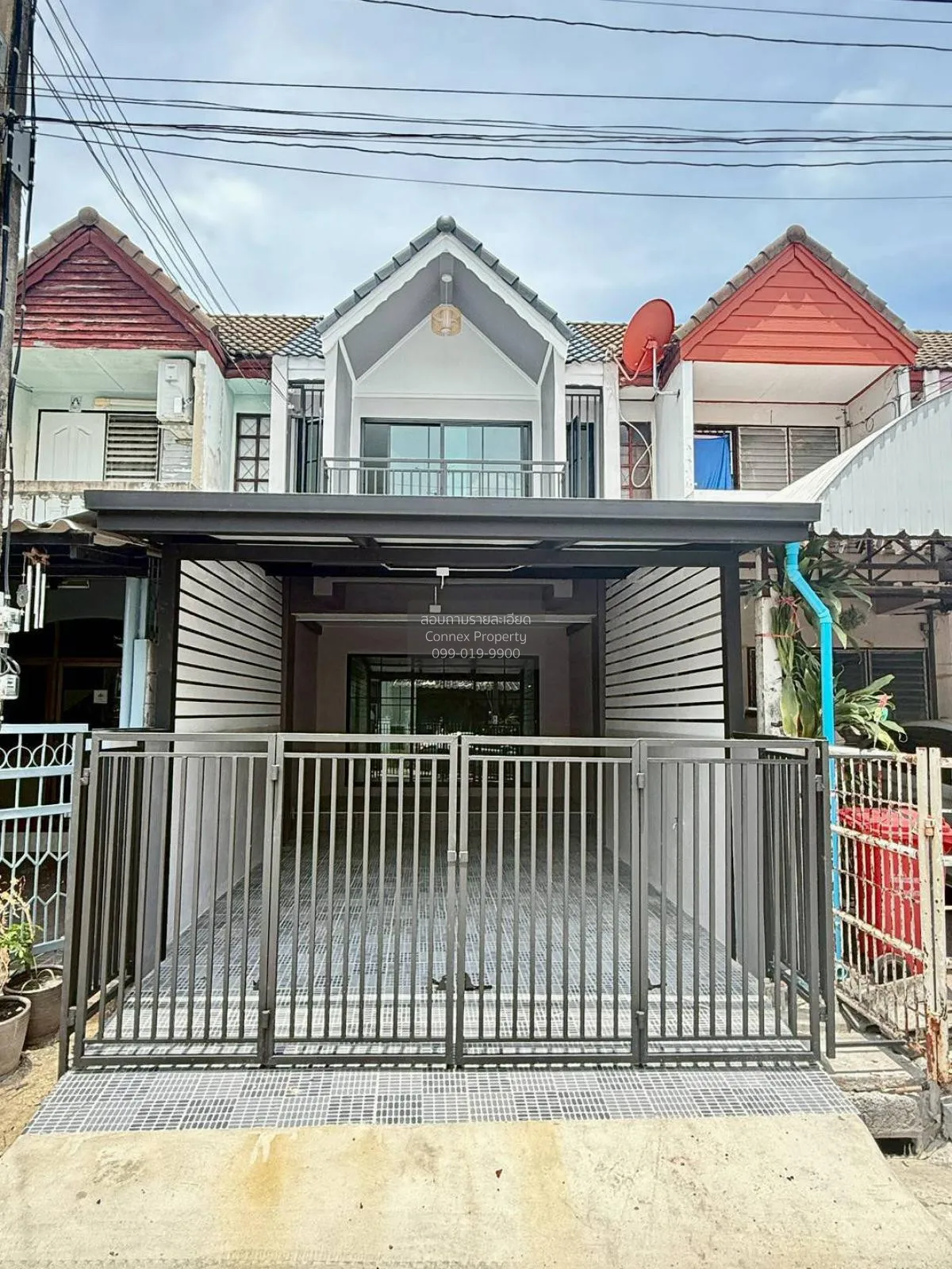 For Sale Townhouse/Townhome  , Ban Lan Thong , newly renovated ,  1