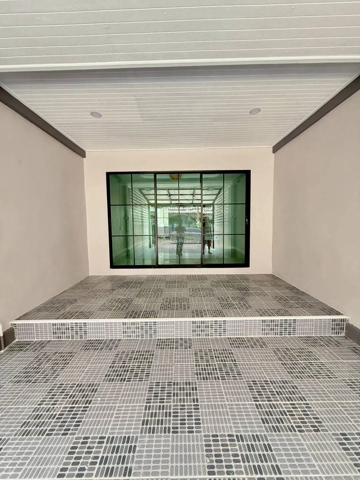 For Sale Townhouse/Townhome  , Ban Lan Thong , newly renovated ,  3