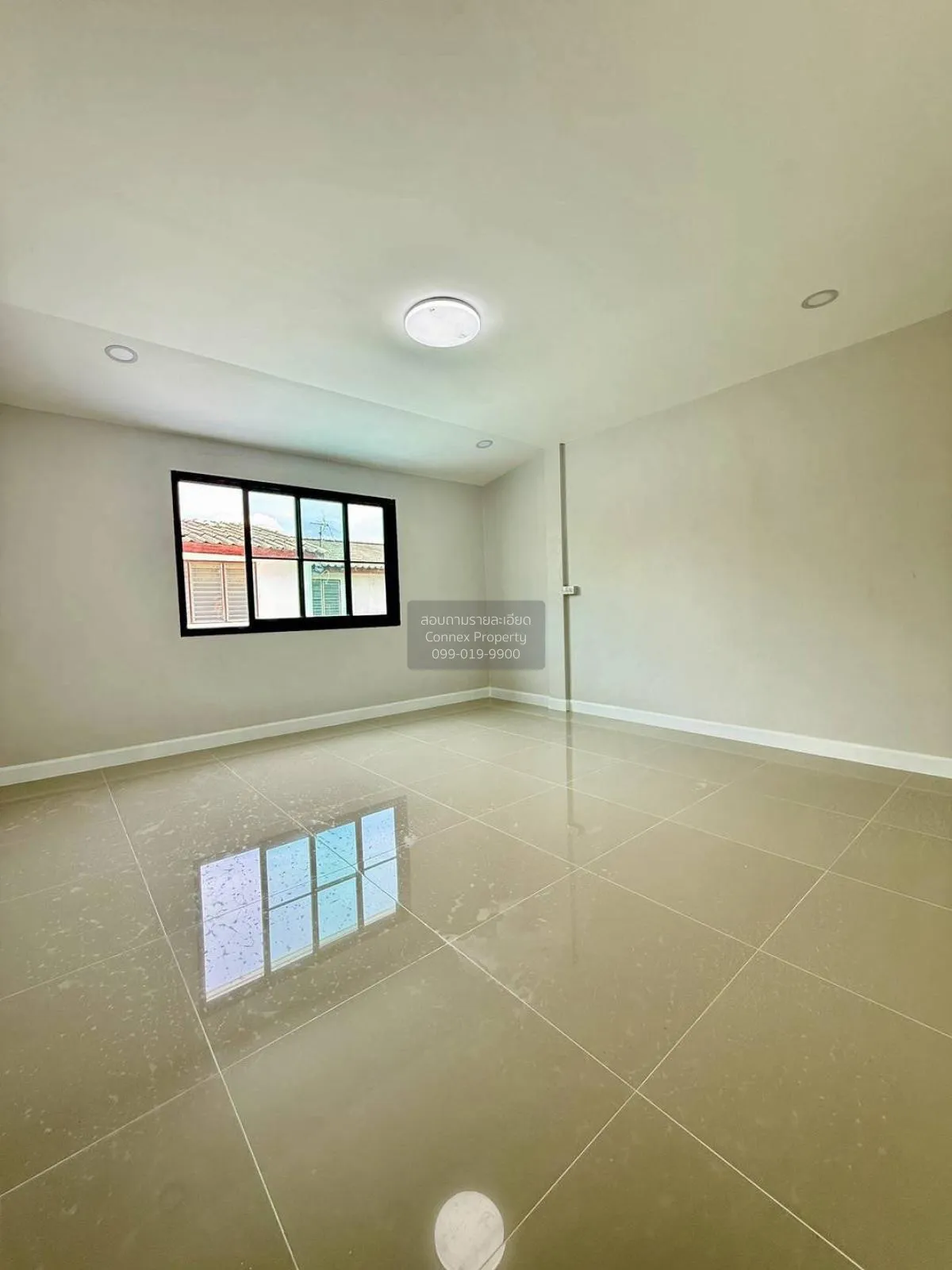 For Sale Townhouse/Townhome  , Ban Lan Thong , newly renovated , 