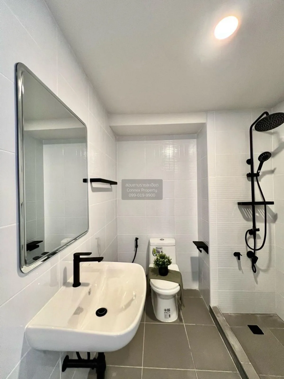 ขายคอนโด  เดอะ วอเตอร์ฟอร์ด รอยัล สูท BTS-เสนานิคม  แขวงจันทรเกษม