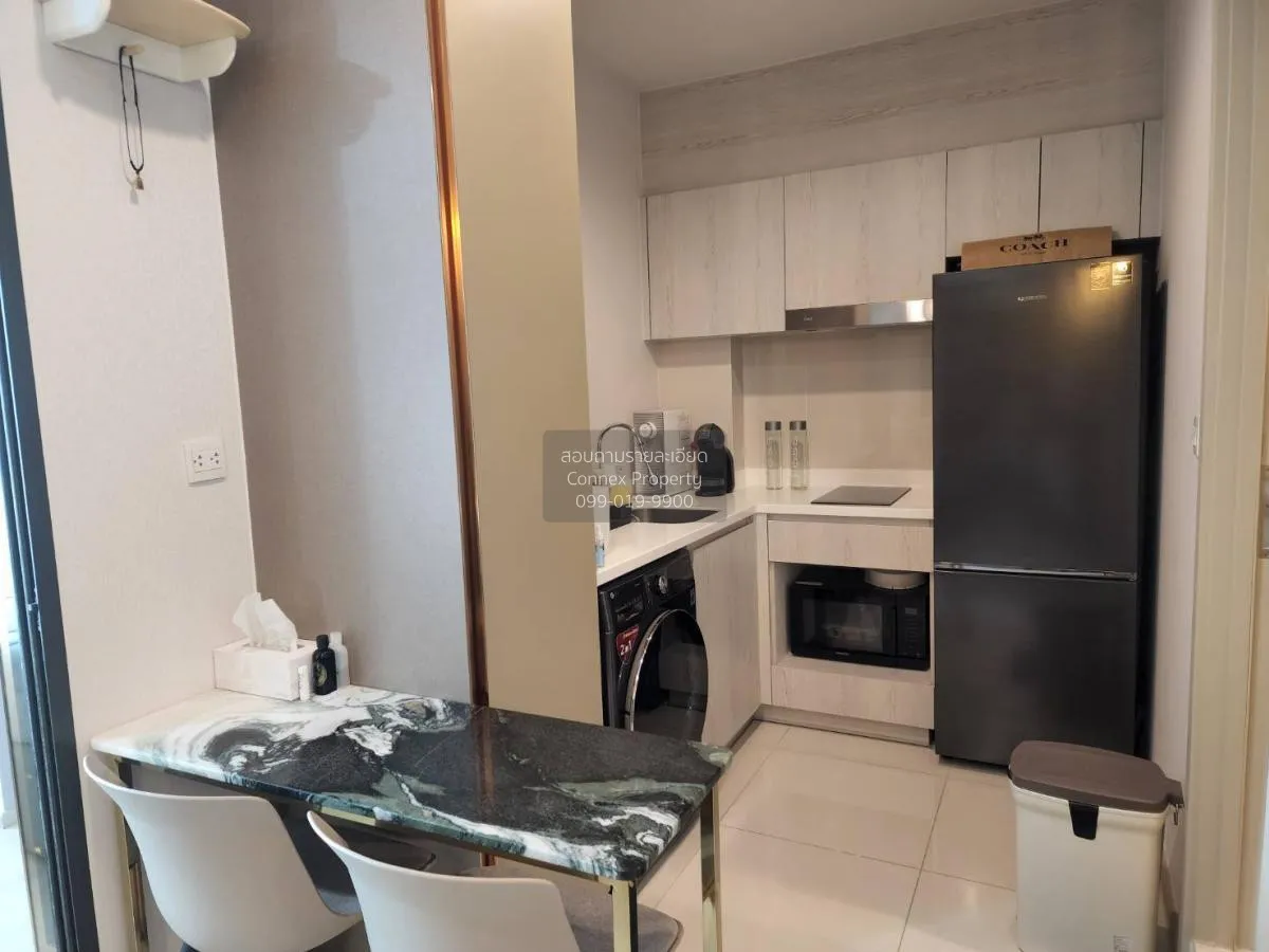 FOR SALE condo , Life One Wireless , BTS-Phloen Chit , Lumpini ,  3