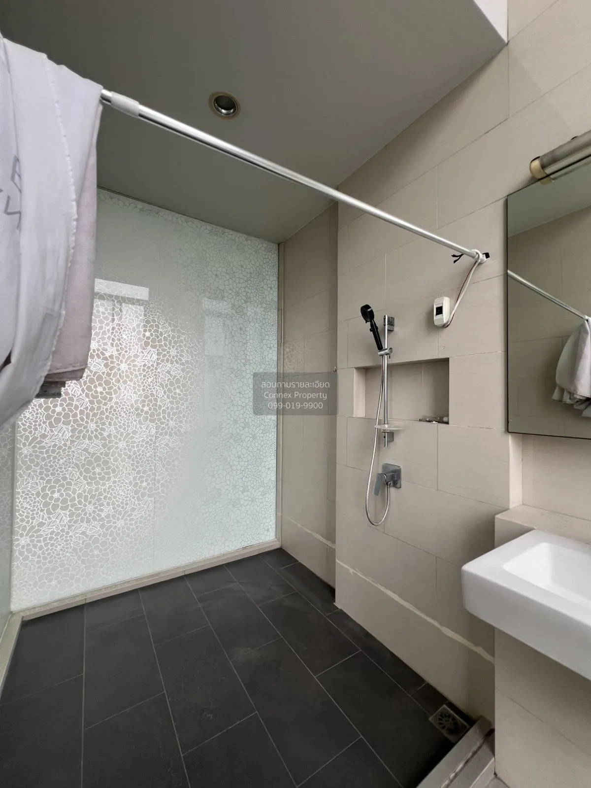 For Sale Townhouse/Townhome  , Siamese Blossom @ Fashion , corner