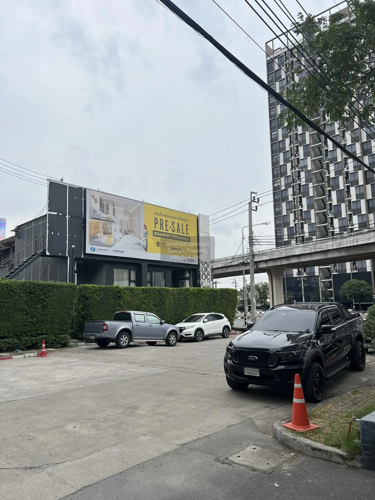 For Sale Townhouse/Townhome  , Siamese Blossom @ Fashion , corner