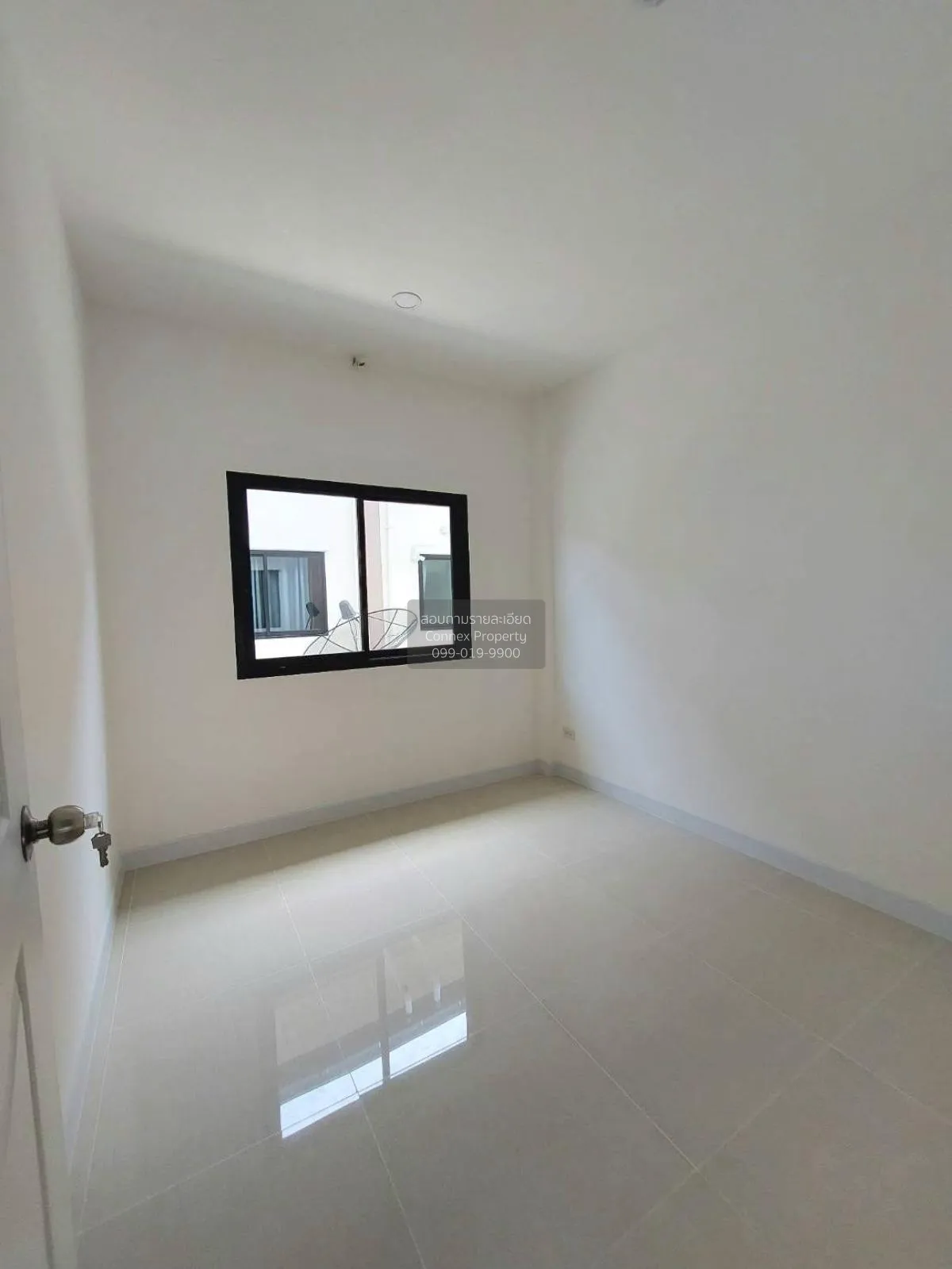 ขายทาวน์เฮ้าส์/ทาวน์โฮม  หมู่บ้านกูดส์แลนด์ สมุทรสาคร ตลาดกระทุ่ม