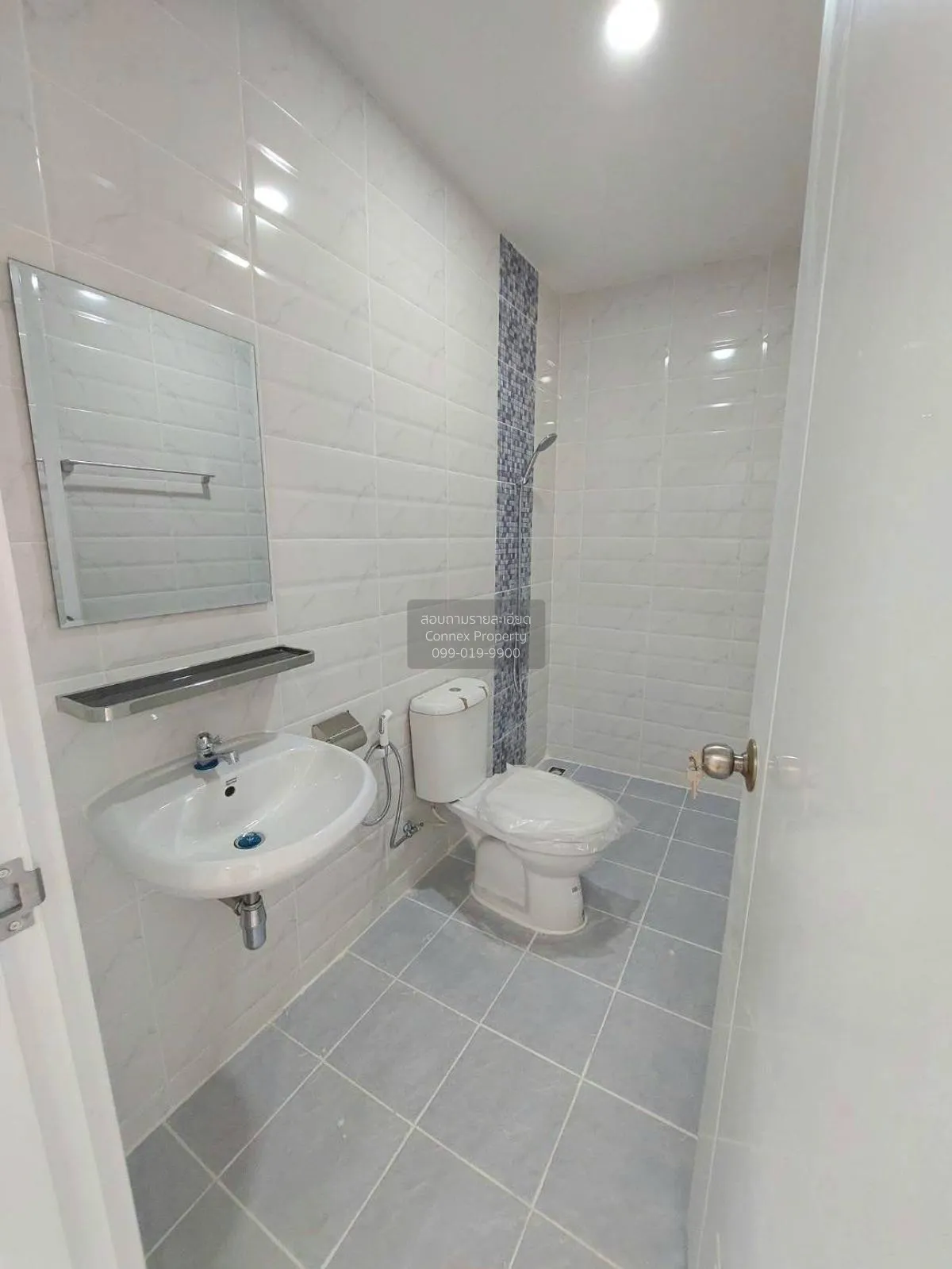 ขายทาวน์เฮ้าส์/ทาวน์โฮม  หมู่บ้านกูดส์แลนด์ สมุทรสาคร ตลาดกระทุ่ม