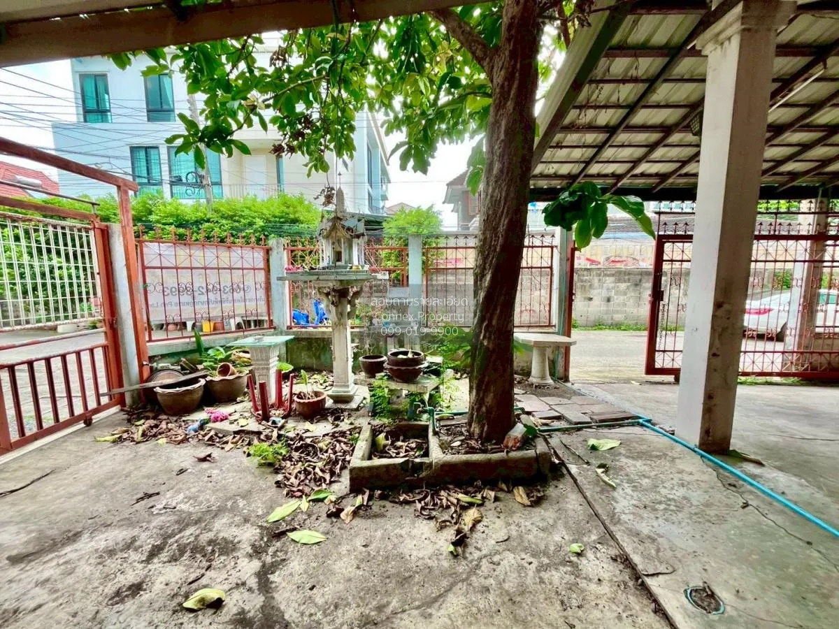 For Sale House for sale,Nawamin 127 , corner unit , wide frontage 2