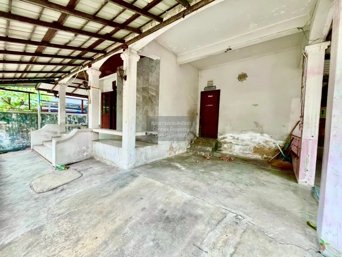 For Sale House for sale,Nawamin 127 , corner unit , wide frontage