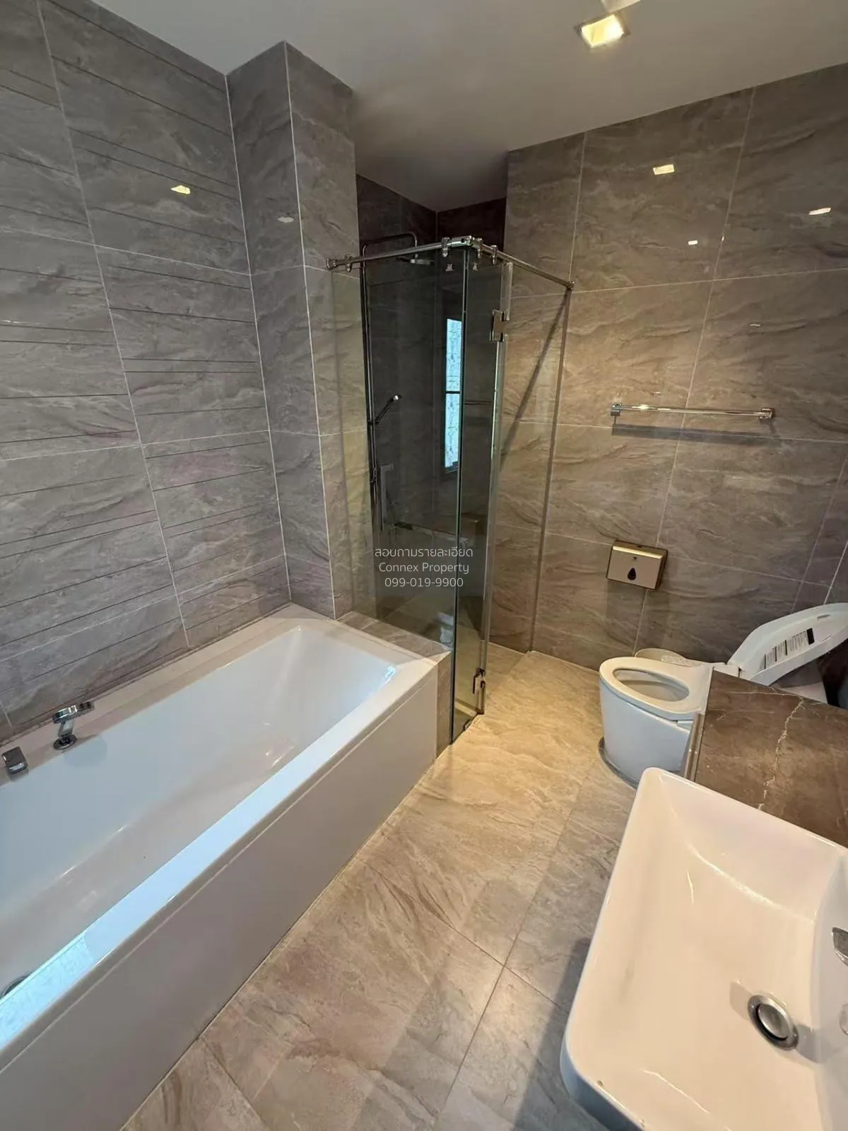 For Rent House , Bangkok Boulevard Srinakarin - Bangna , MRT-Srid