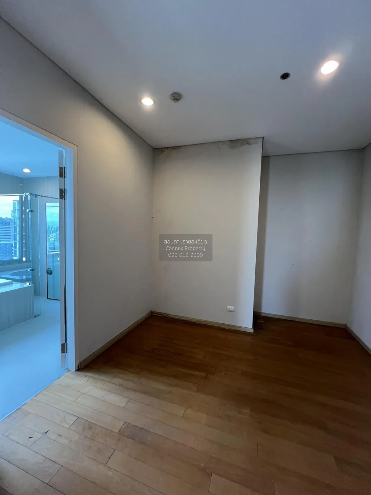 ขายคอนโด  วิลล่า อโศก เพนท์เฮ้าส์ MRT-เพชรบุรี มักกะสัน เขต ราชเท